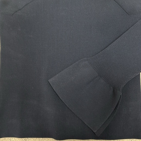 Theory black knit,  one shoulder, long sleeve top - Picture 2 of 5